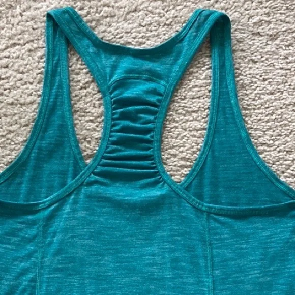 Lululemon Athletica Tank - Picture 6 of 6